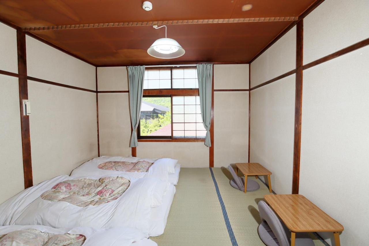 Guest House Shikotsu Kamui Chitose  Extérieur photo