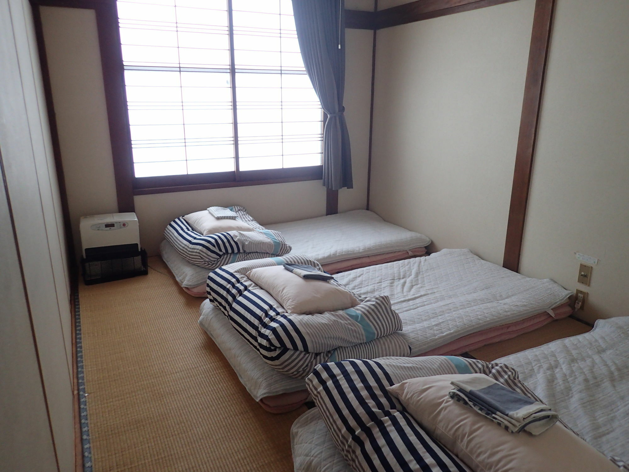 Guest House Shikotsu Kamui Chitose  Extérieur photo